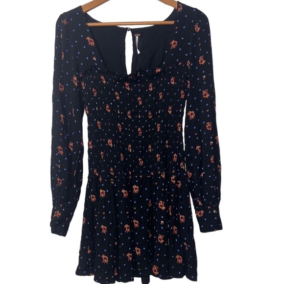 Free People Two Faces Dark Ditzy Floral Puff Sleeve Boho Mini Dress Size S - Picture 2 of 16